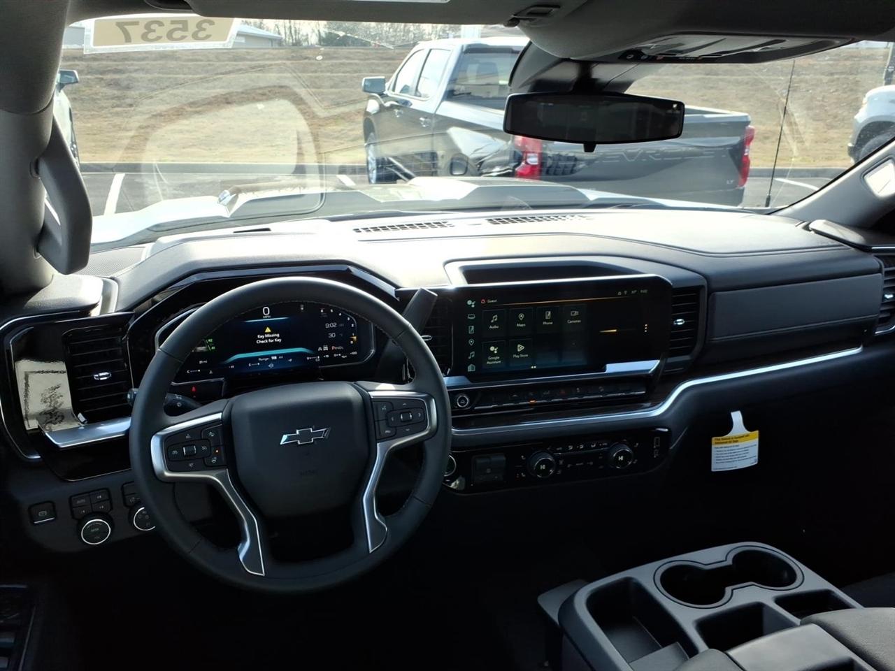 Chevrolet Silverado 1500 4WD Crew Cab 147" LT Trail Boss 2026