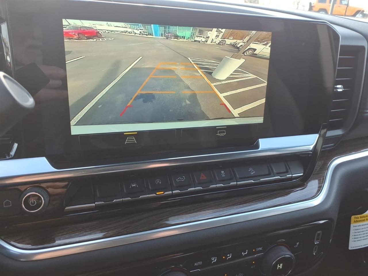 Chevrolet Silverado 1500 4WD Crew Cab 147" LT Trail Boss 2026