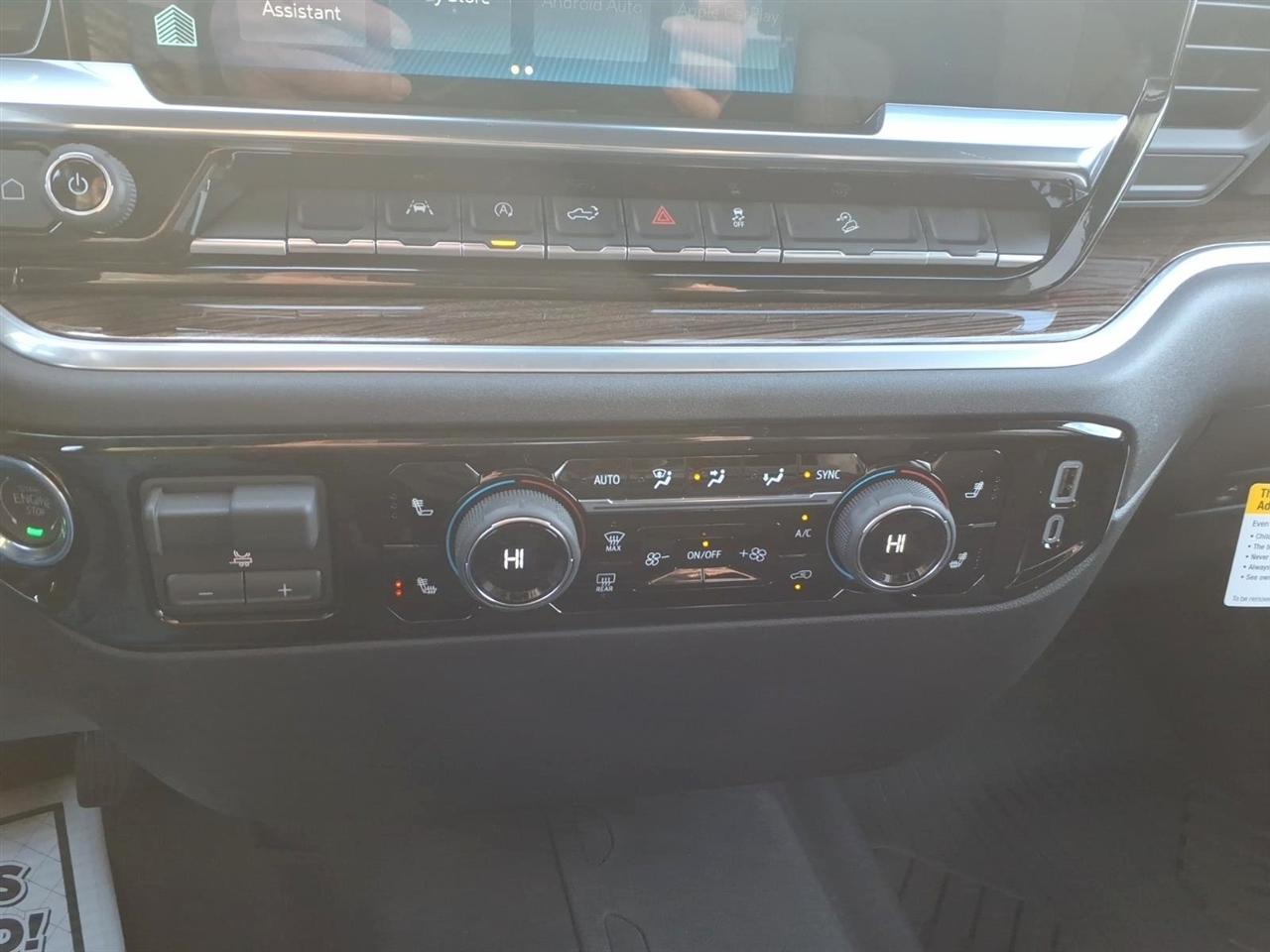 Chevrolet Silverado 1500 4WD Crew Cab 147" LT Trail Boss 2026