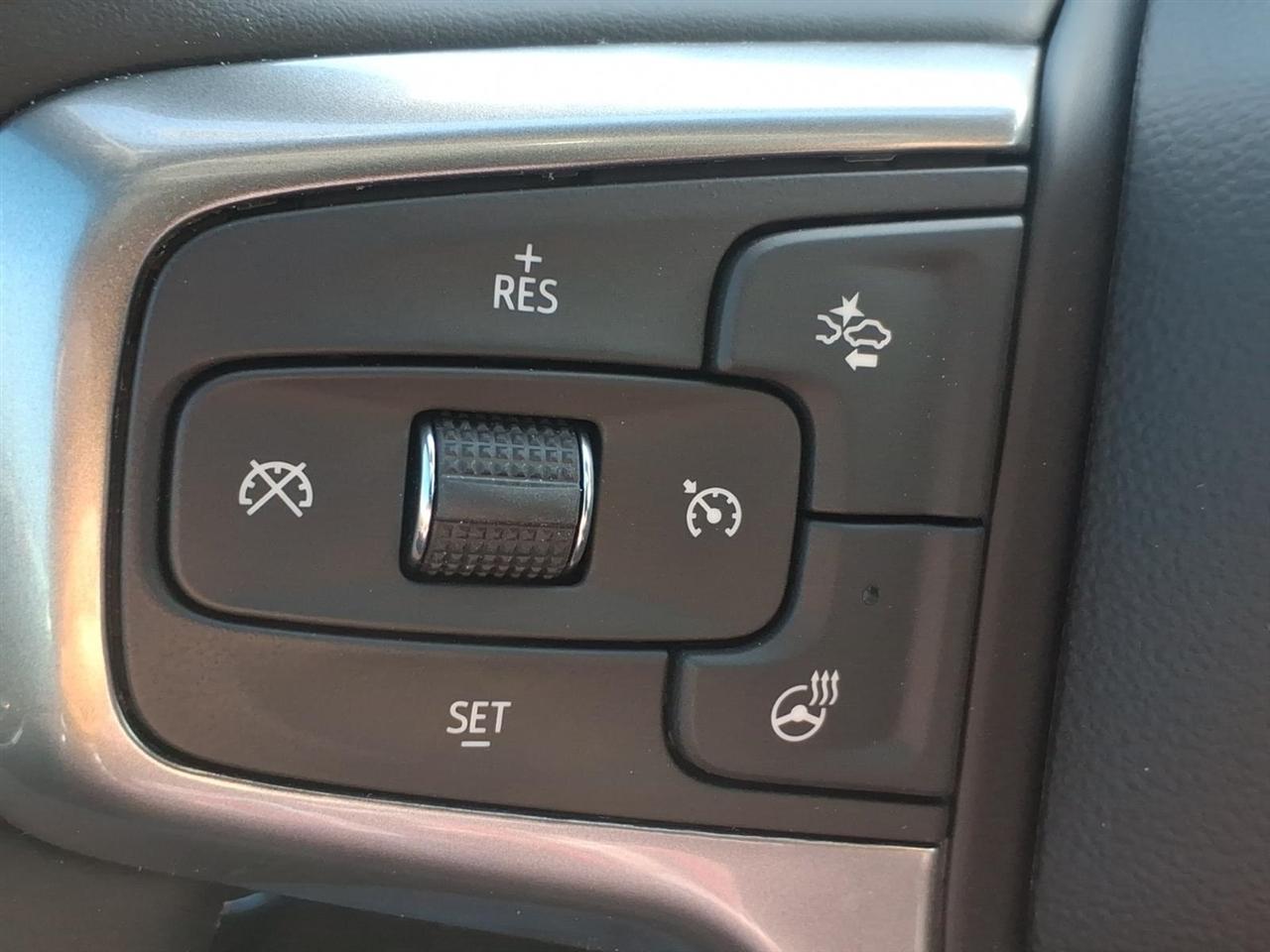 Chevrolet Silverado 1500 4WD Crew Cab 147" LT w/1LT 2026