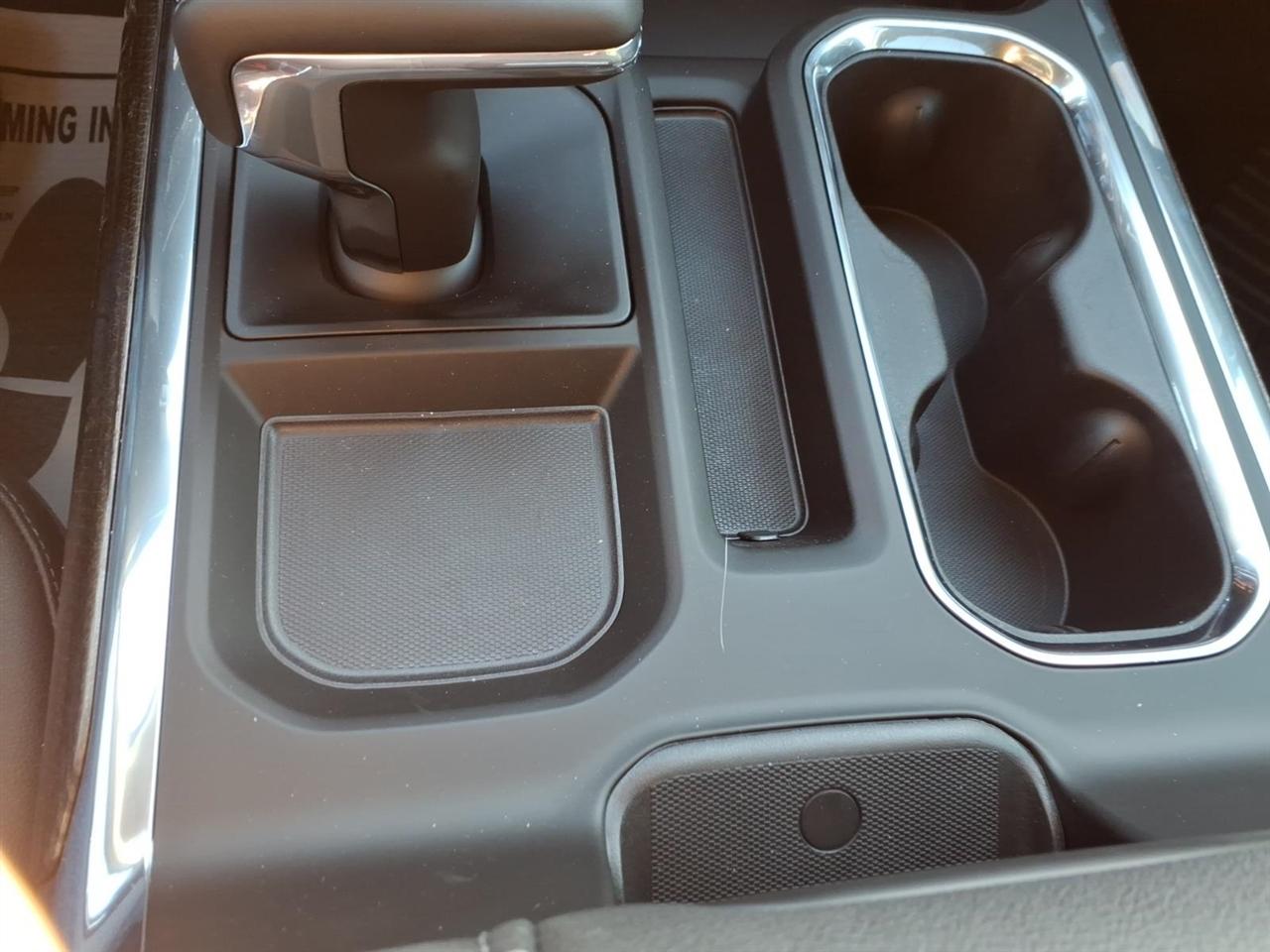 Chevrolet Silverado 1500 4WD Crew Cab 147" LT w/1LT 2026