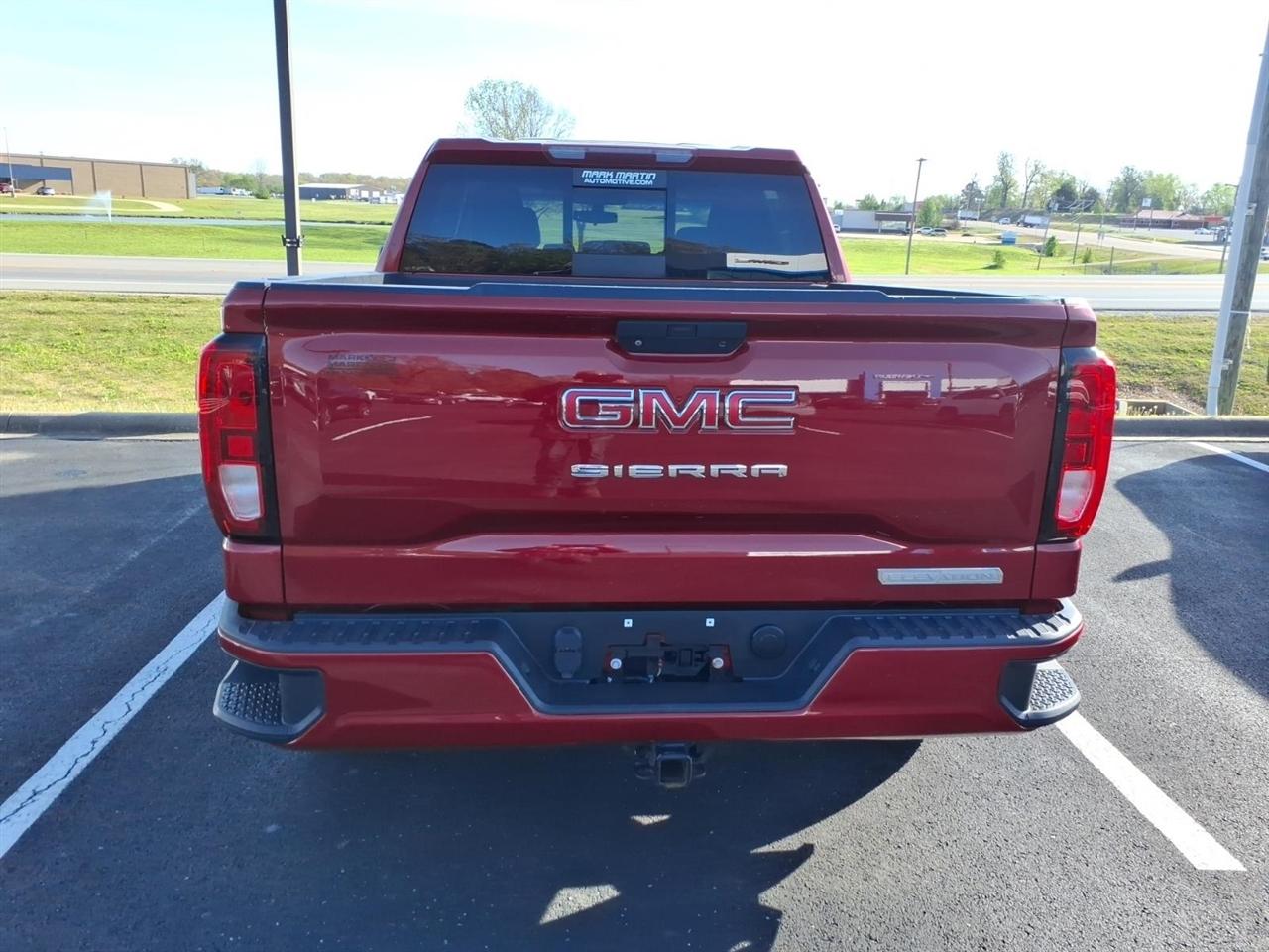 GMC Sierra 1500 4WD Crew Cab 147" Elevation 2020