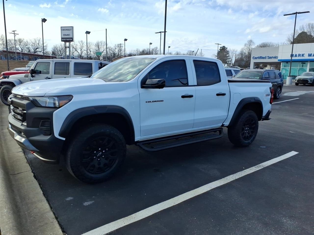 Chevrolet Colorado 4WD Crew Cab Trail Boss 2024