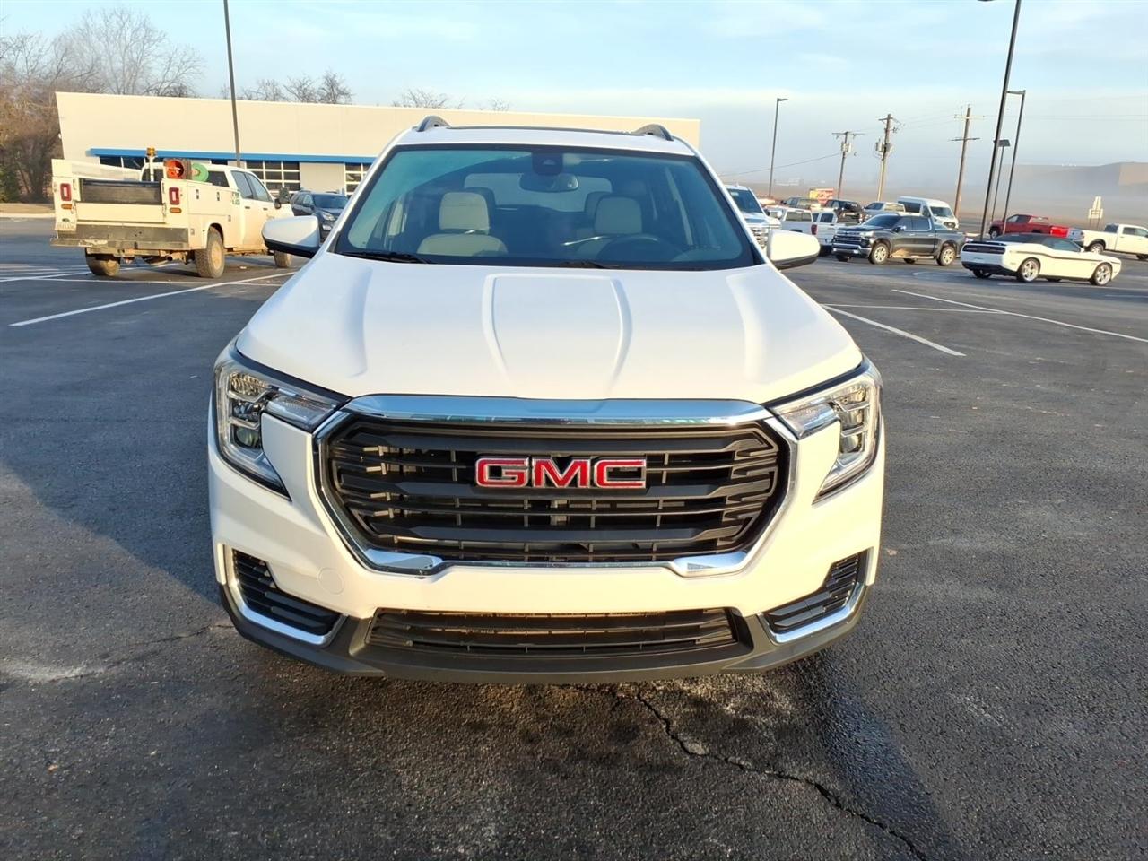 Used 2022 GMC Terrain SLE with VIN 3GKALMEV5NL140924 for sale in Ash Flat, AR