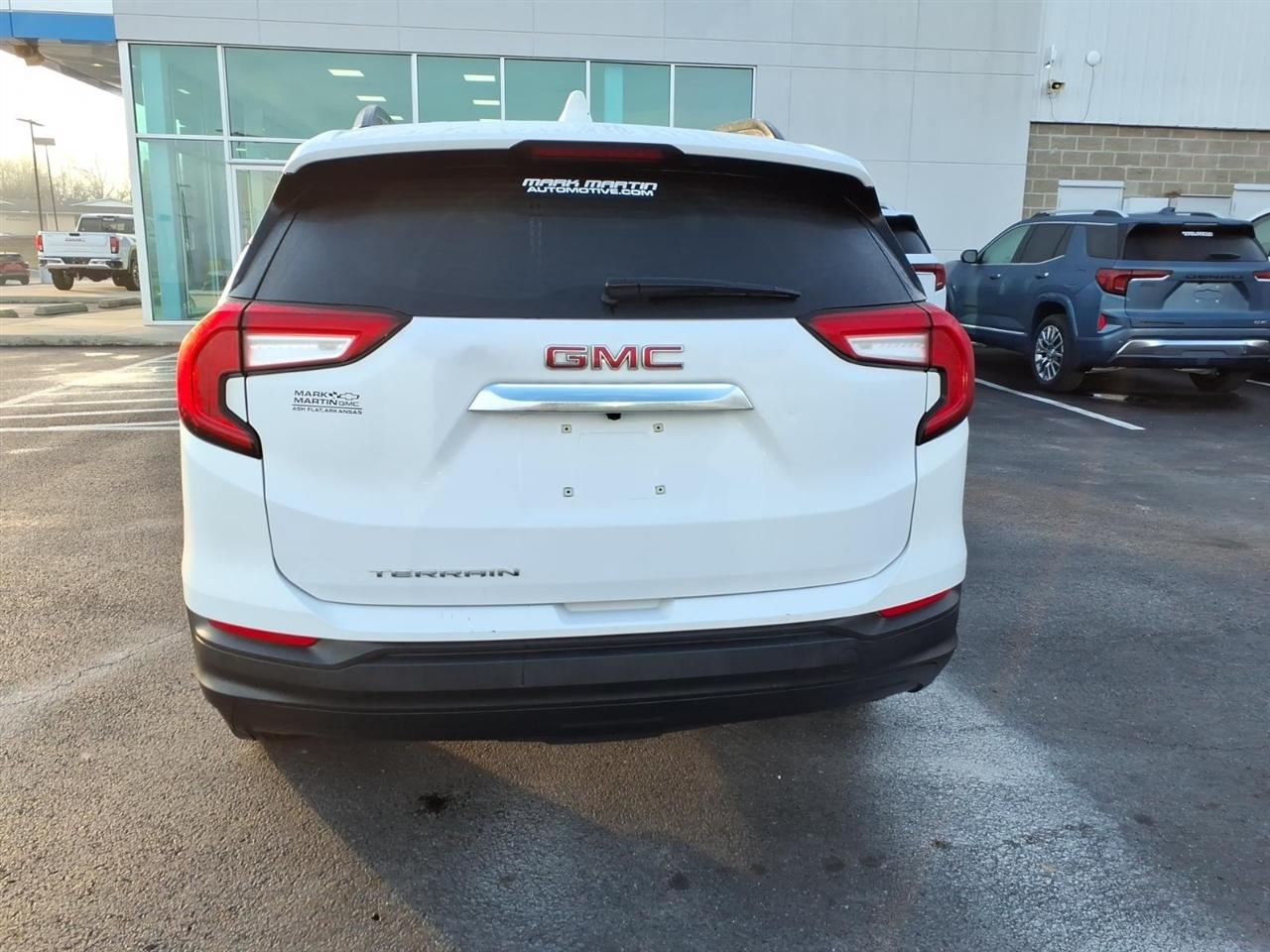 GMC Terrain FWD 4dr SLE 2022