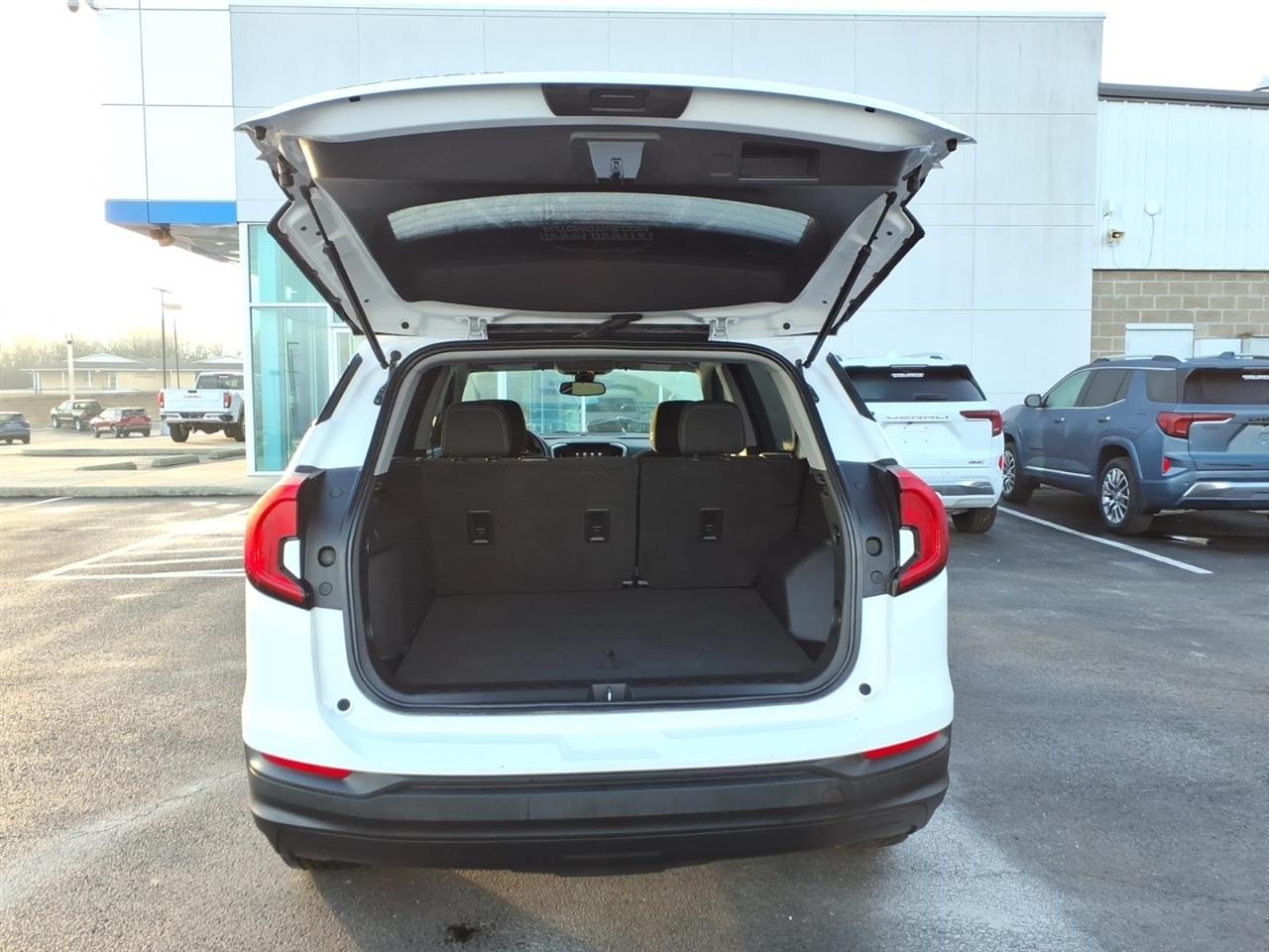 GMC Terrain FWD 4dr SLE 2022