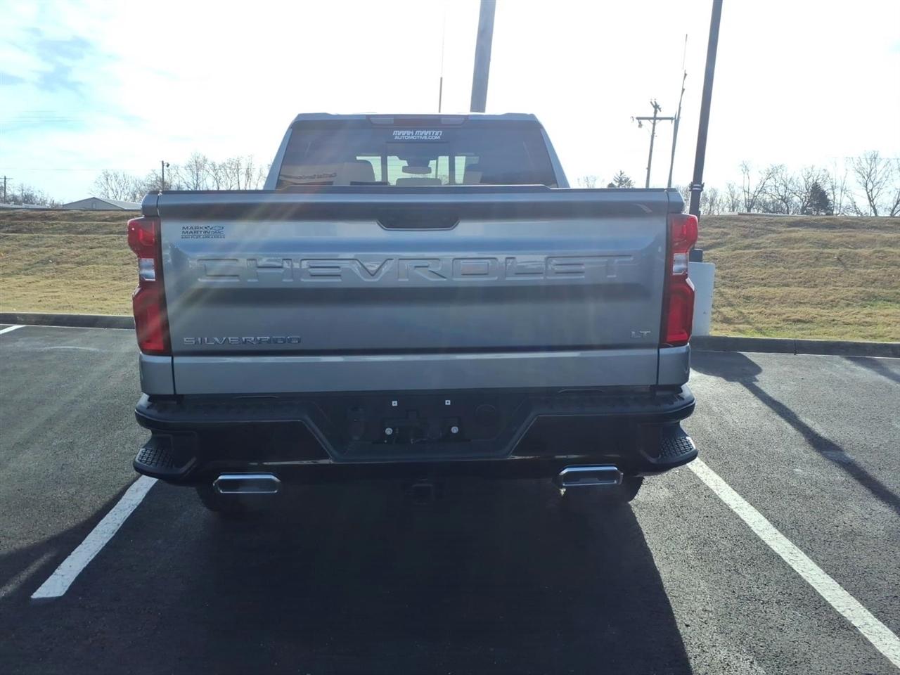 Chevrolet Silverado 1500 4WD Crew Cab 147" LT Trail Boss 2026