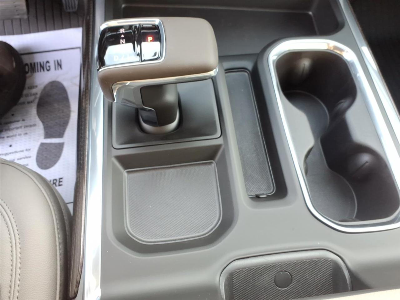 Chevrolet Silverado 1500 4WD Crew Cab 147" LT Trail Boss 2026