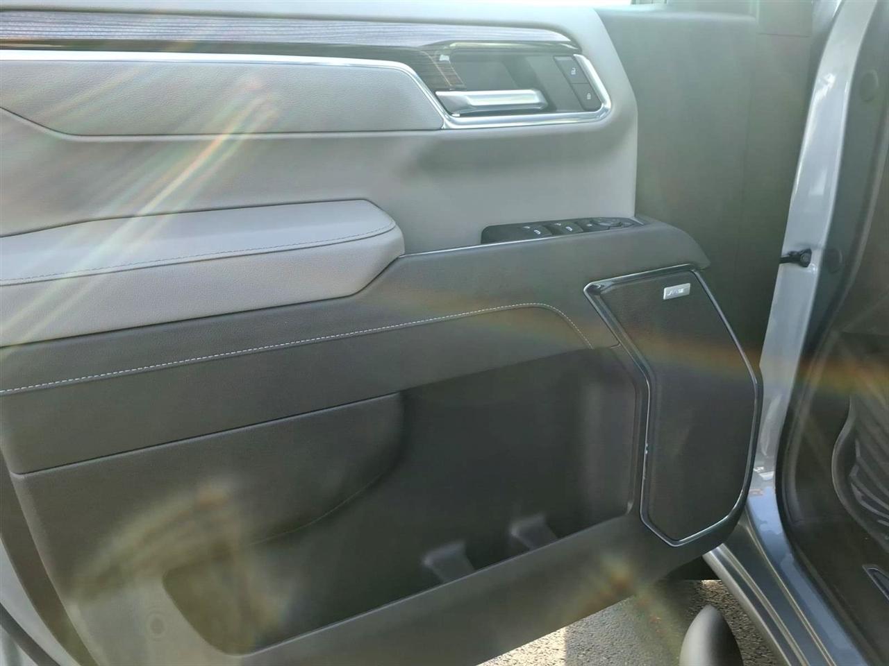 Chevrolet Silverado 1500 4WD Crew Cab 147" LT Trail Boss 2026