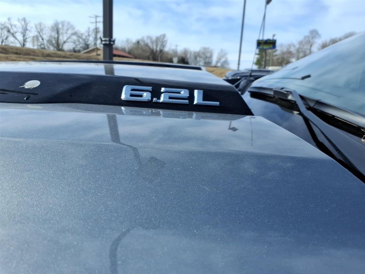 Chevrolet Silverado 1500 4WD Crew Cab 147" LT Trail Boss 2026