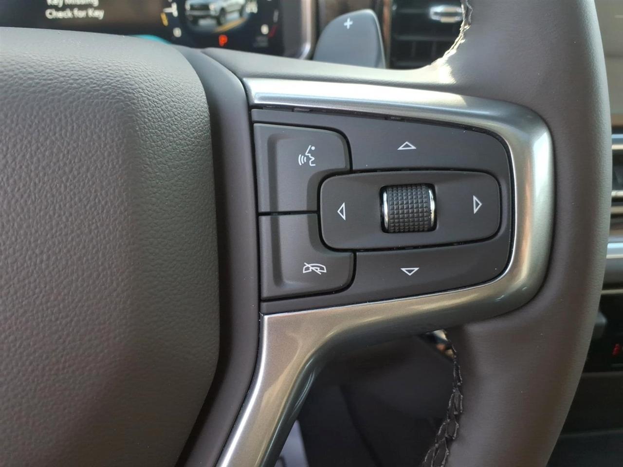 Chevrolet Silverado 1500 4WD Crew Cab 147" LT Trail Boss 2026