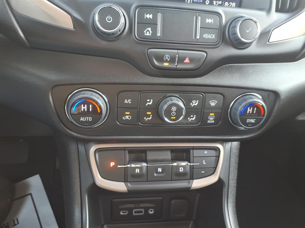 GMC Terrain AWD 4dr Denali 2023