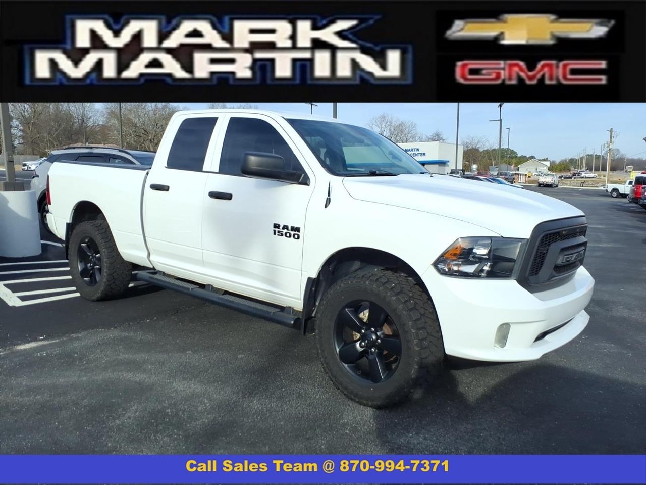 RAM 1500 Classic Express 4x4 Quad Cab 6'4" Box 2019