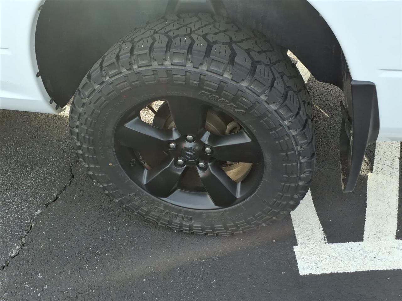 RAM 1500 Classic Express 4x4 Quad Cab 6'4" Box 2019