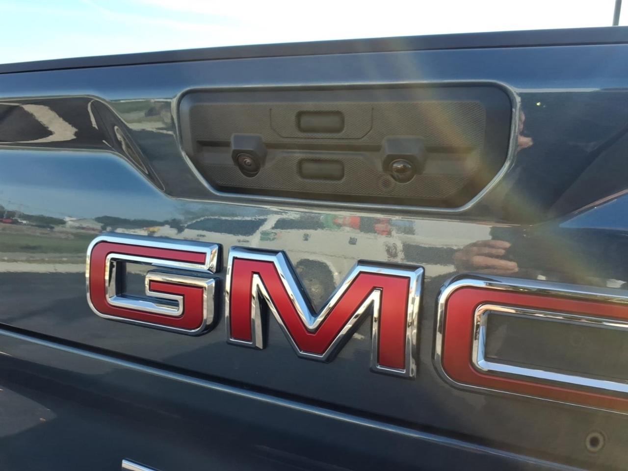 GMC Sierra 3500HD 4WD Crew Cab 159" Denali 2026