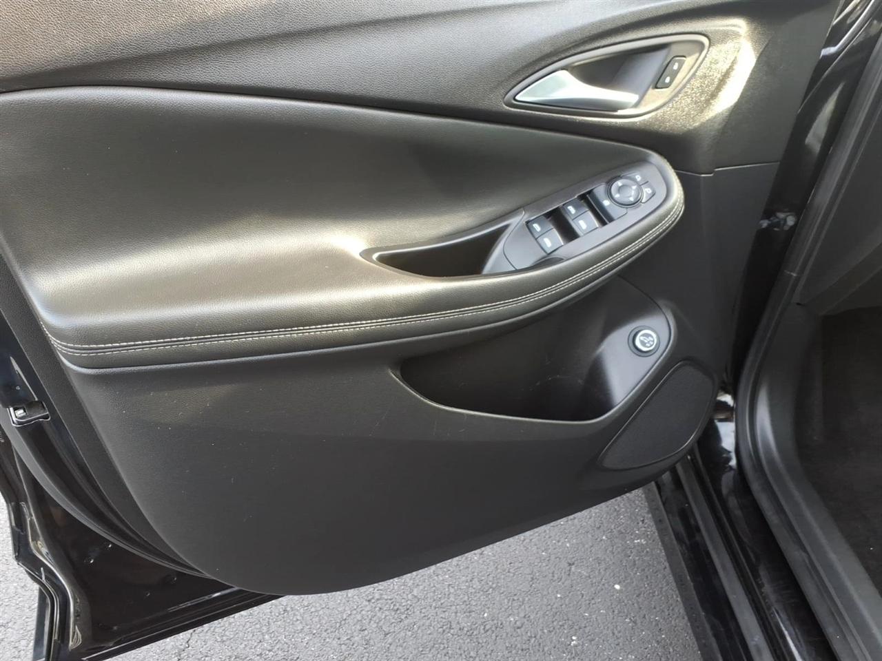 Buick Encore GX FWD 4dr Sport Touring 2024