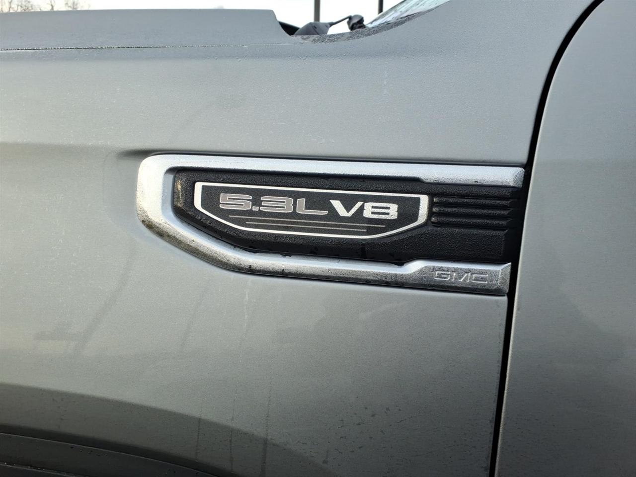 GMC Sierra 1500 4WD Crew Cab 147" SLT 2026