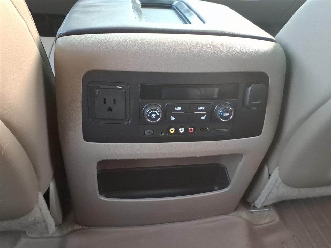 Chevrolet Tahoe 2WD 4dr LTZ 2015