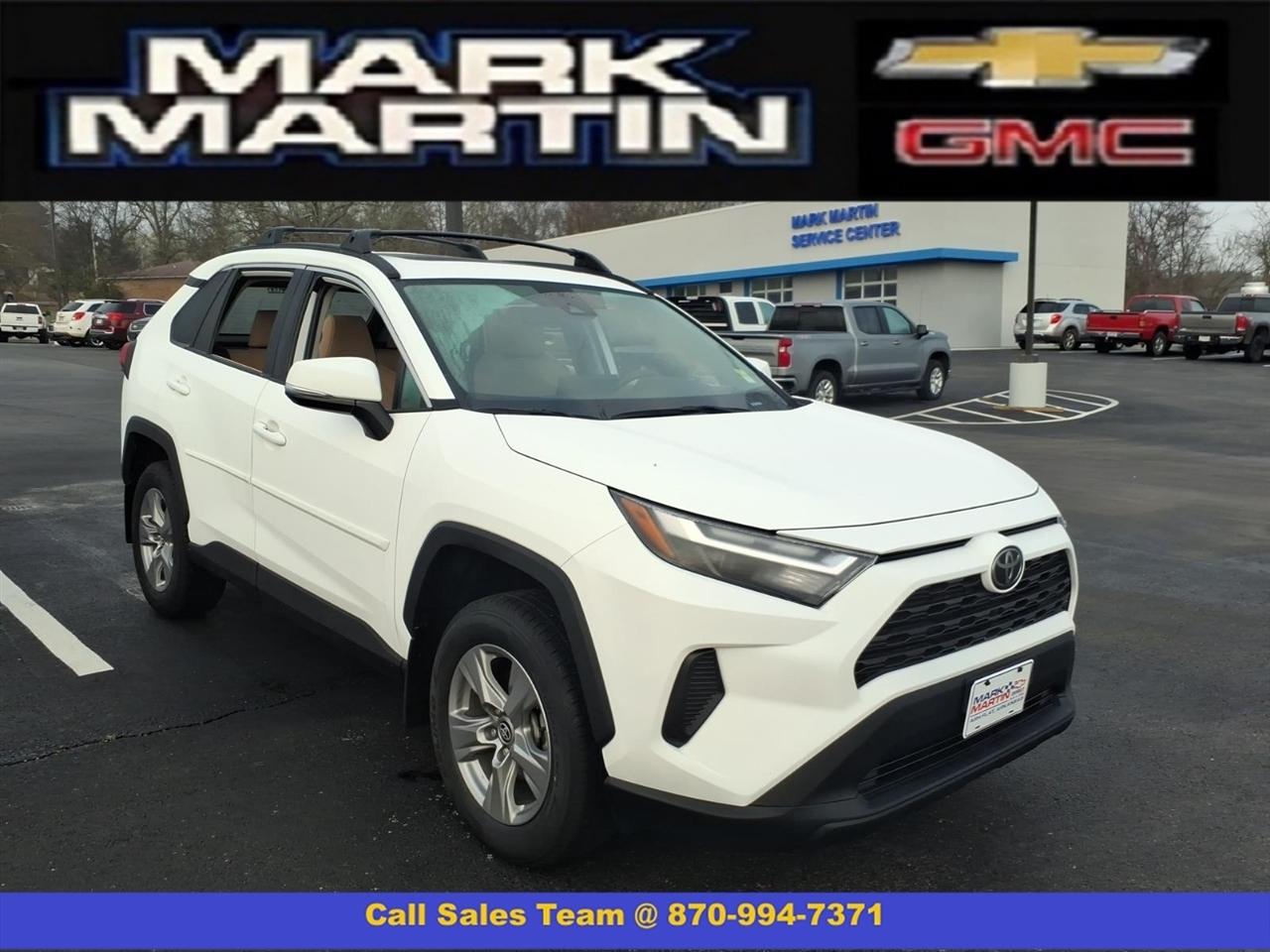 Toyota RAV4 XLE FWD (Natl) 2024