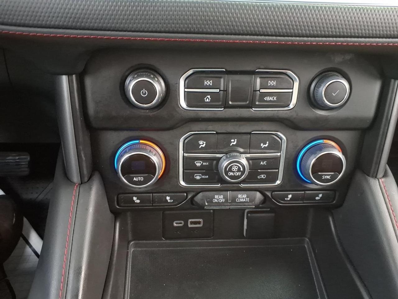 Chevrolet Tahoe 2WD 4dr RST 2022