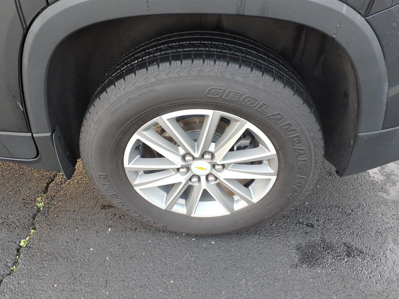 Chevrolet Traverse FWD 4dr LT Cloth w/1LT 2023