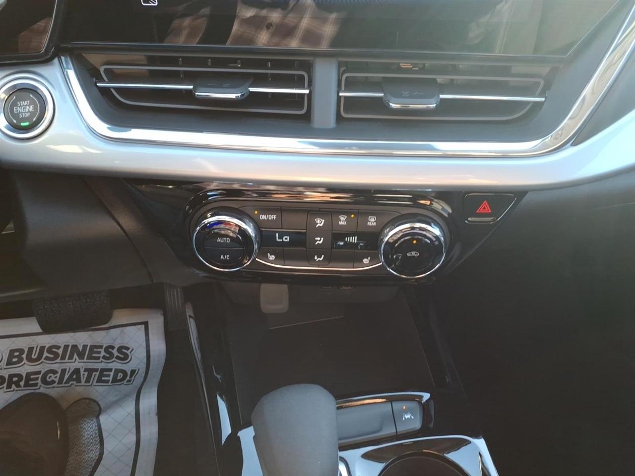 Chevrolet Trax FWD 4dr LT 2026