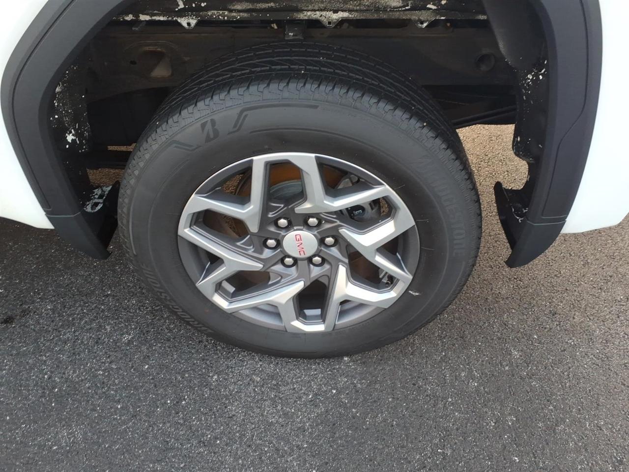 GMC Sierra 1500 2WD Crew Cab 147" SLE 2022