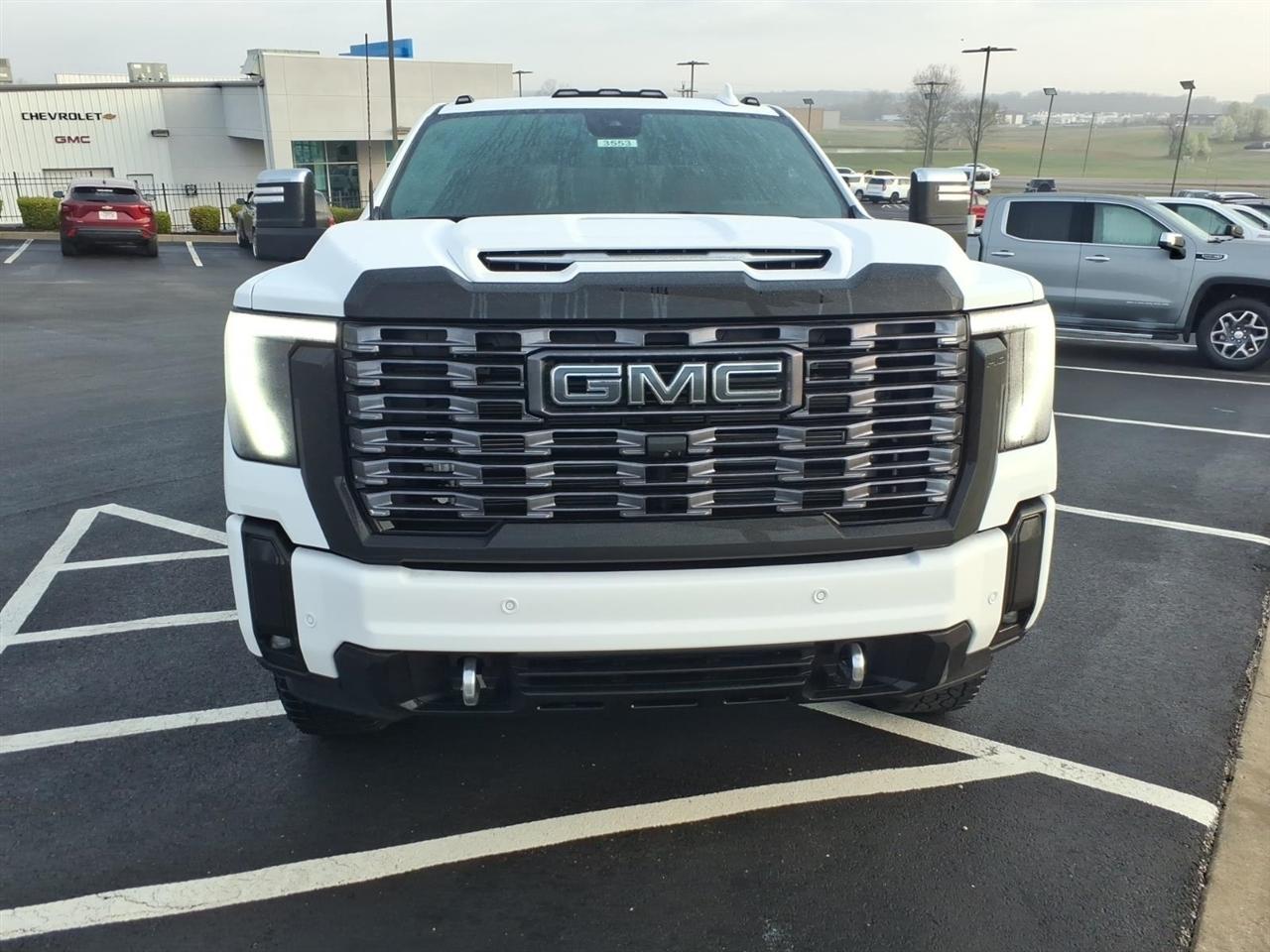 GMC Sierra 2500HD 4WD Crew Cab 159" Denali Ultimate 2026