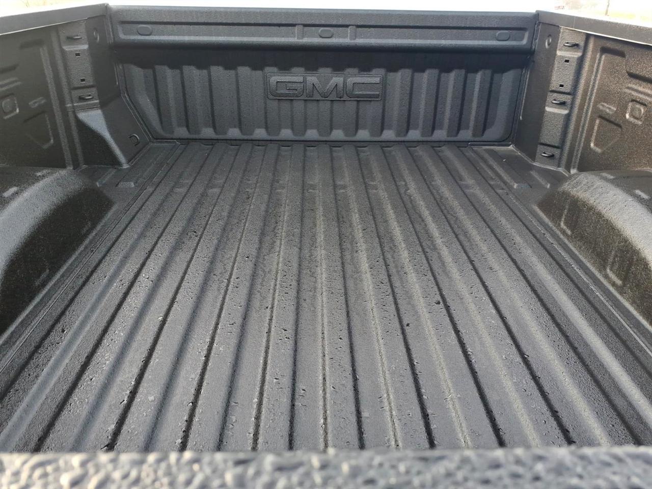 GMC Sierra 2500HD 4WD Crew Cab 159" Denali Ultimate 2026