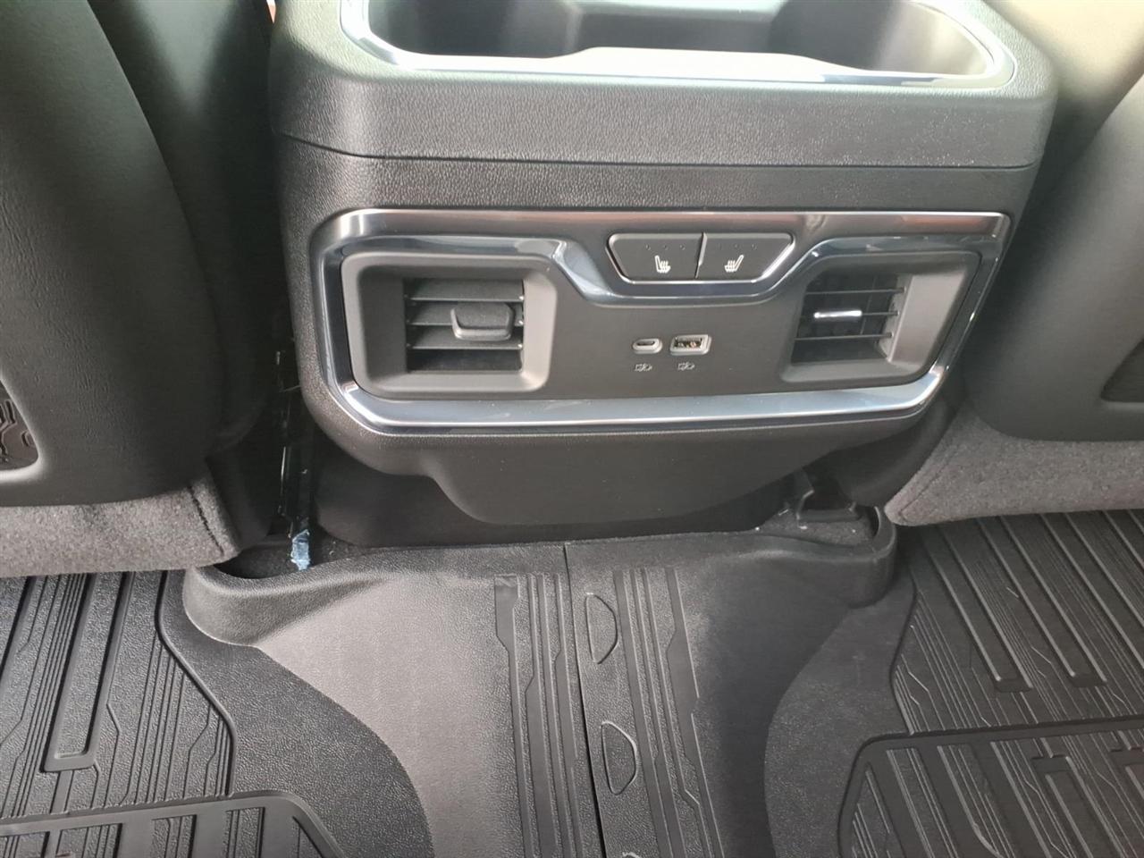 GMC Sierra 2500HD 4WD Crew Cab 159" Denali Ultimate 2026