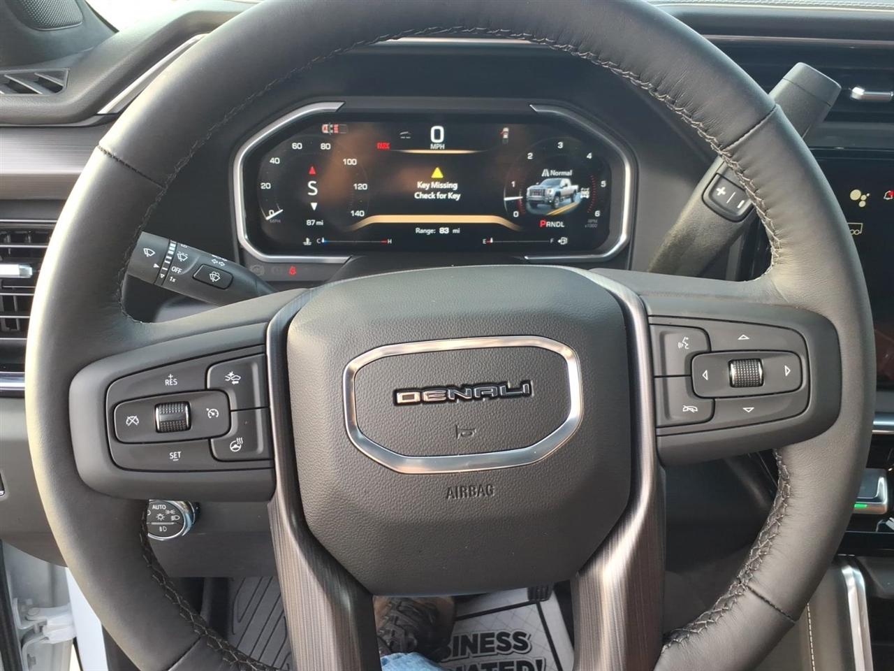 GMC Sierra 2500HD 4WD Crew Cab 159" Denali Ultimate 2026