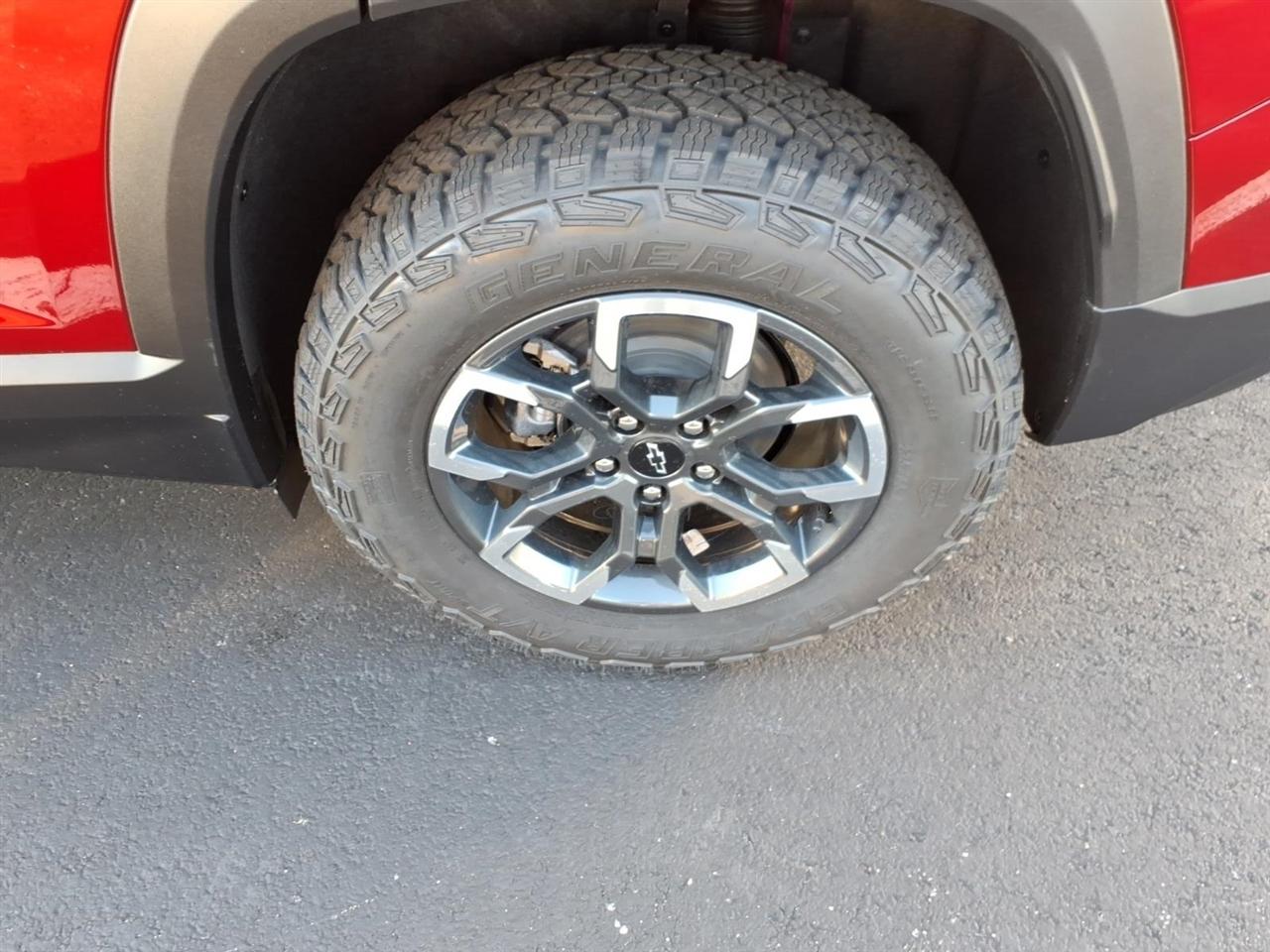 Chevrolet Equinox FWD 4dr ACTIV w/XDB 2026