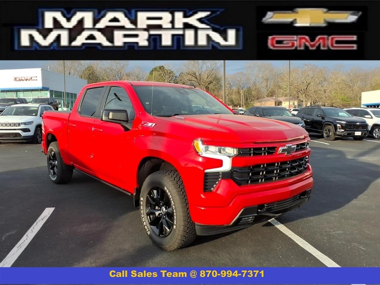 2022 Chevrolet Silverado 1500 4WD Crew Cab 147" RST