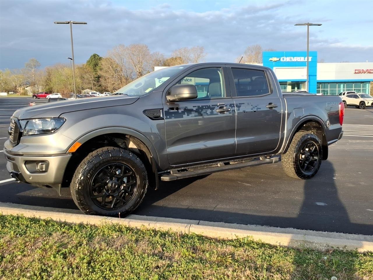 Ford Ranger LARIAT 4WD SuperCrew 5' Box 2023
