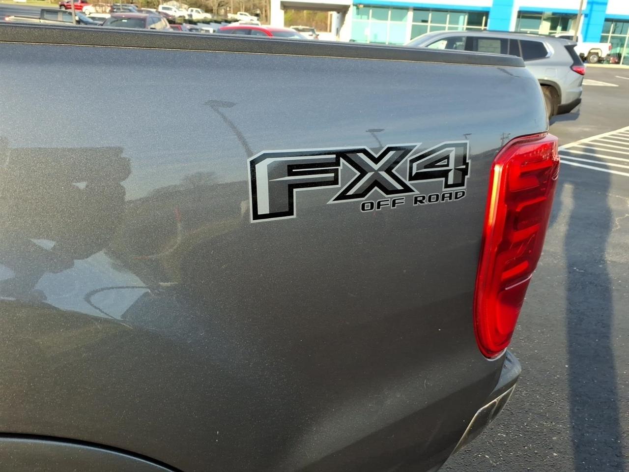 Ford Ranger LARIAT 4WD SuperCrew 5' Box 2023