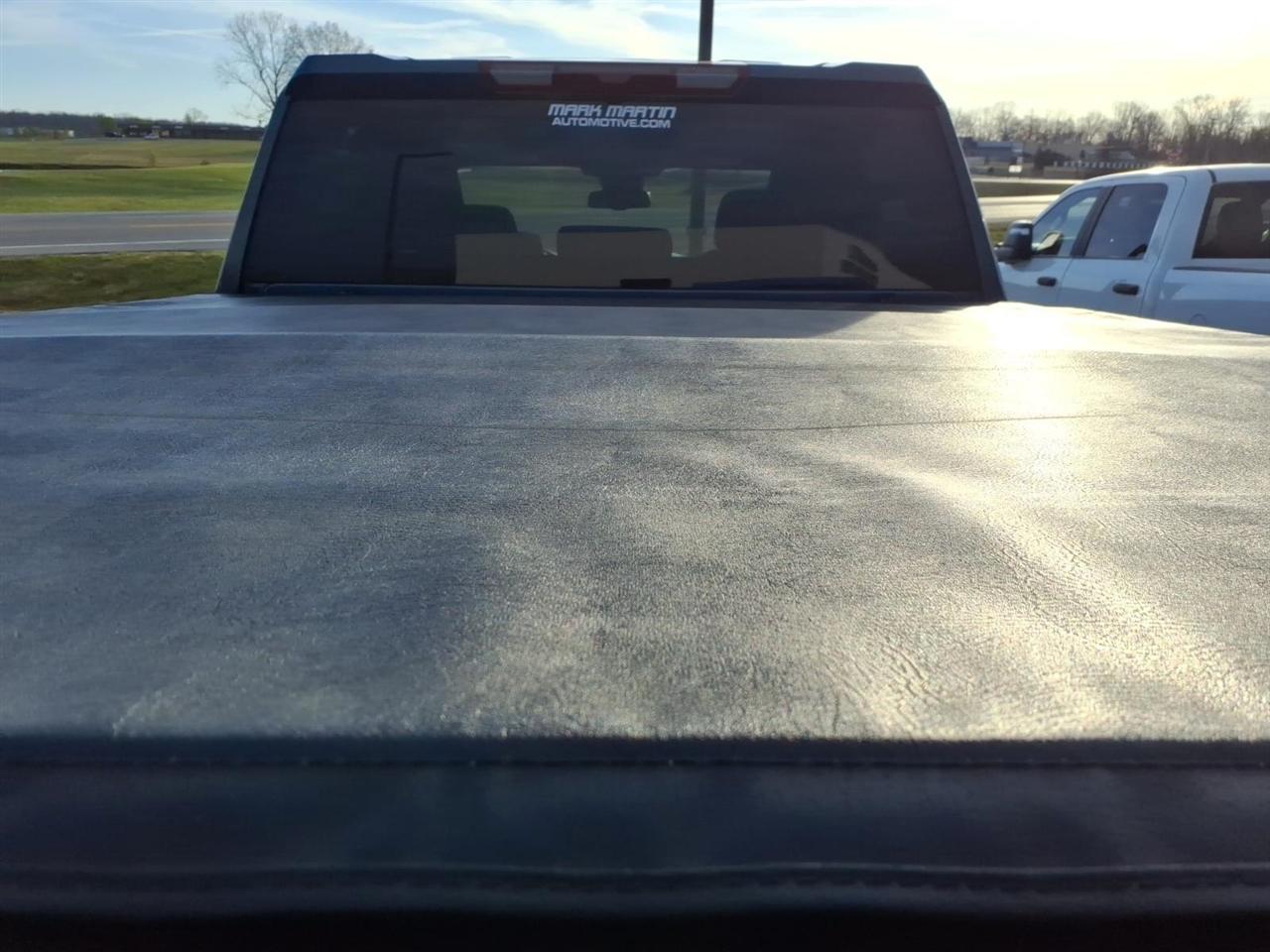 Chevrolet Silverado 2500HD 4WD Crew Cab 159" Custom 2025