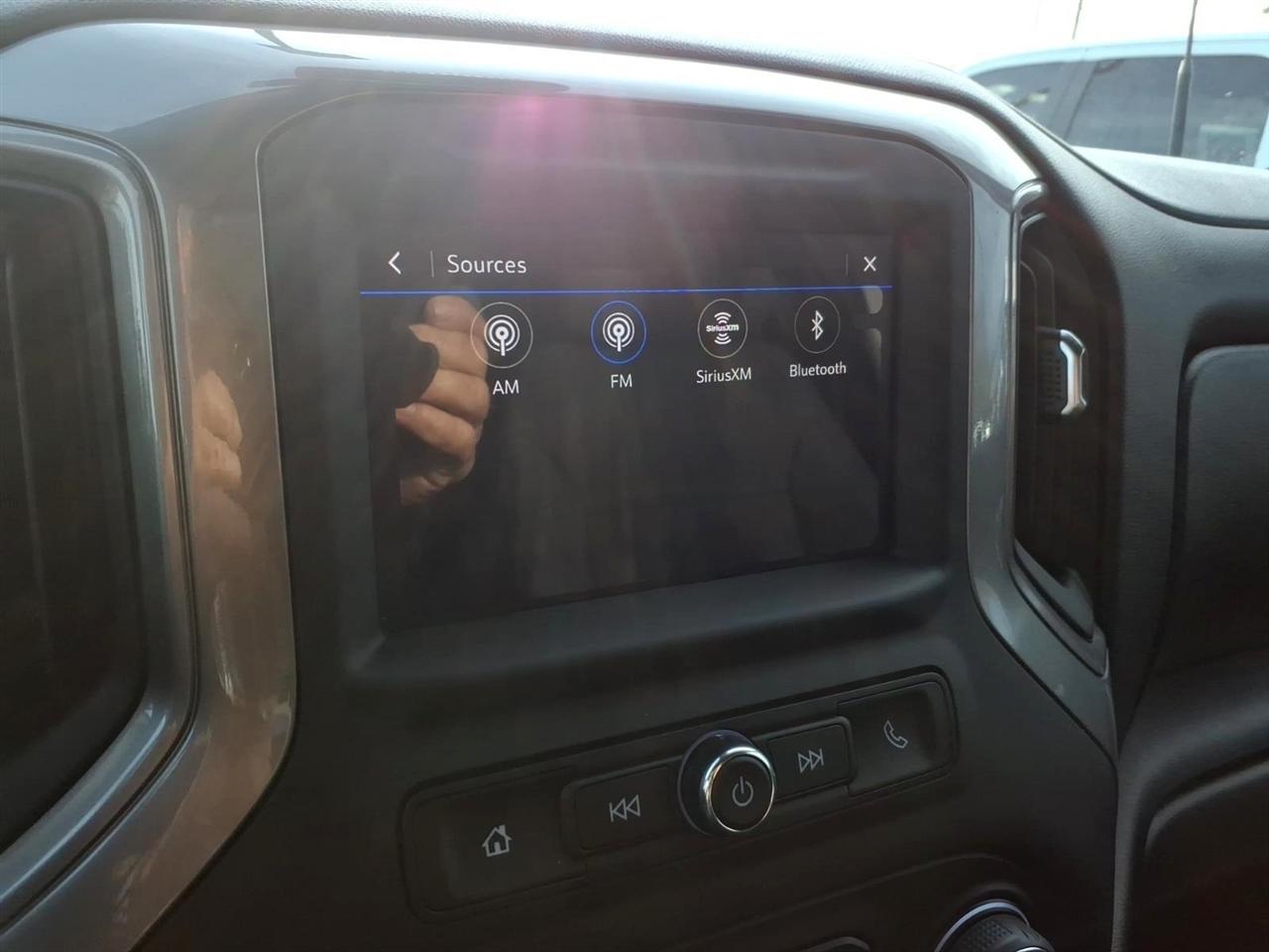 Chevrolet Silverado 2500HD 4WD Crew Cab 159" Custom 2025