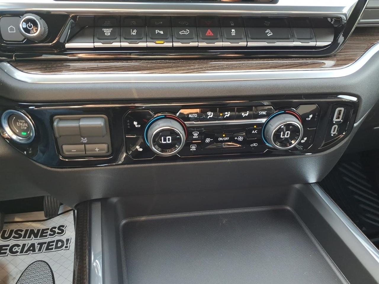 Chevrolet Silverado 2500HD 4WD Crew Cab 159" LT 2026