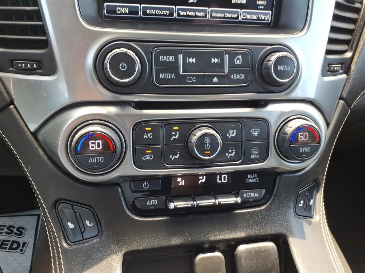 Chevrolet Suburban 2WD 4dr LT 2020