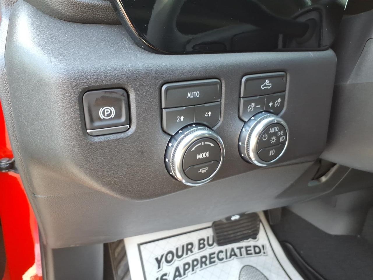 GMC Sierra 1500 4WD Crew Cab 147" Elevation w/3VL 2026