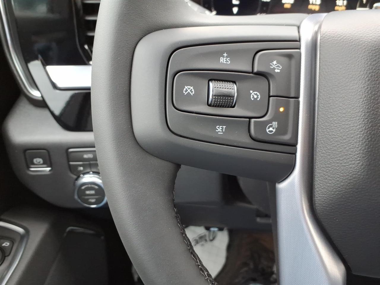 GMC Sierra 1500 4WD Crew Cab 147" SLE 2026