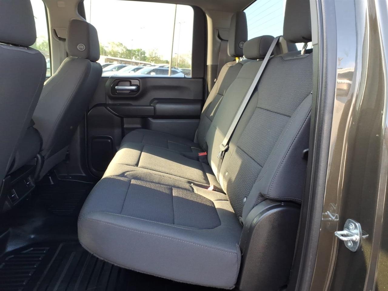 GMC Sierra 2500HD 4WD Crew Cab 159" Pro 2022