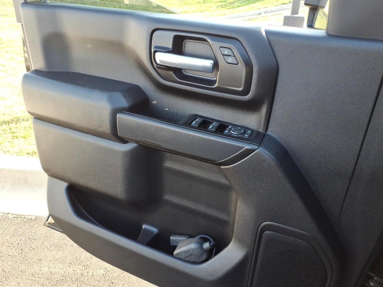 GMC Sierra 2500HD 4WD Crew Cab 159" Pro 2022