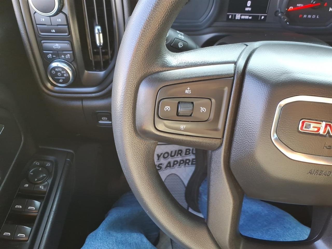 GMC Sierra 2500HD 4WD Crew Cab 159" Pro 2022