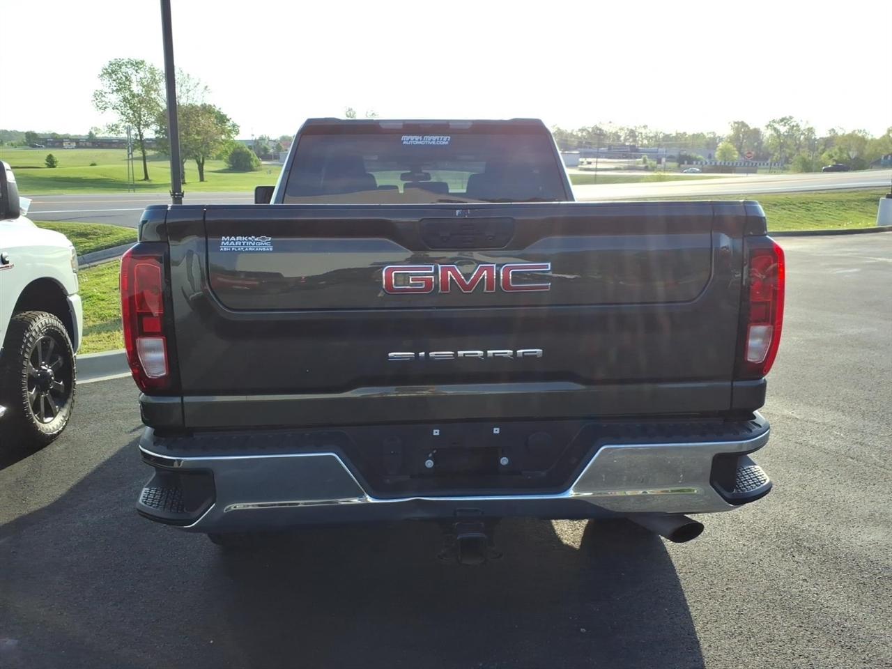 GMC Sierra 2500HD 4WD Crew Cab 159" Pro 2022