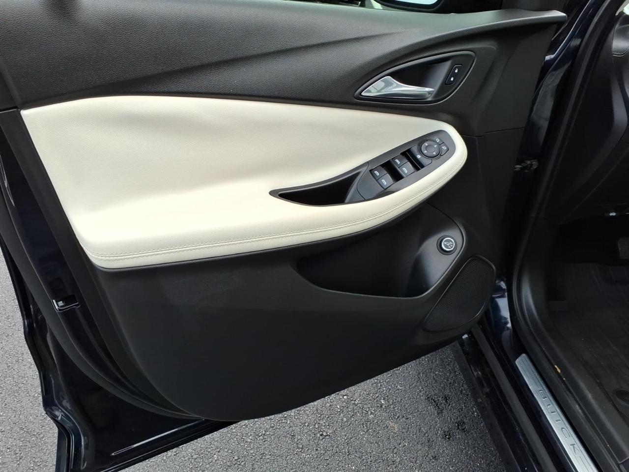 Buick Encore GX FWD 4dr Select 2021