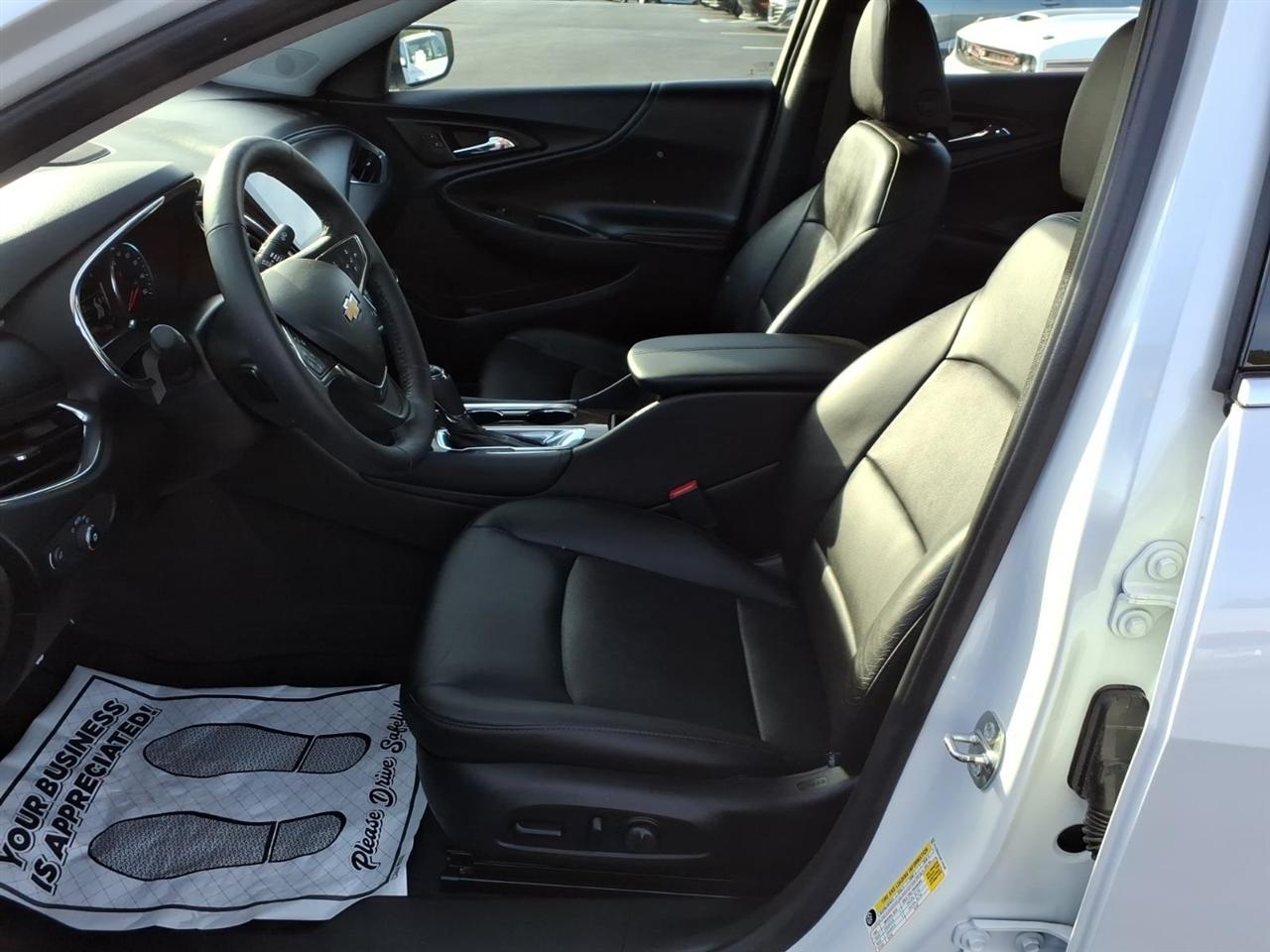 Chevrolet Malibu 4dr Sdn Premier w/2LZ 2017