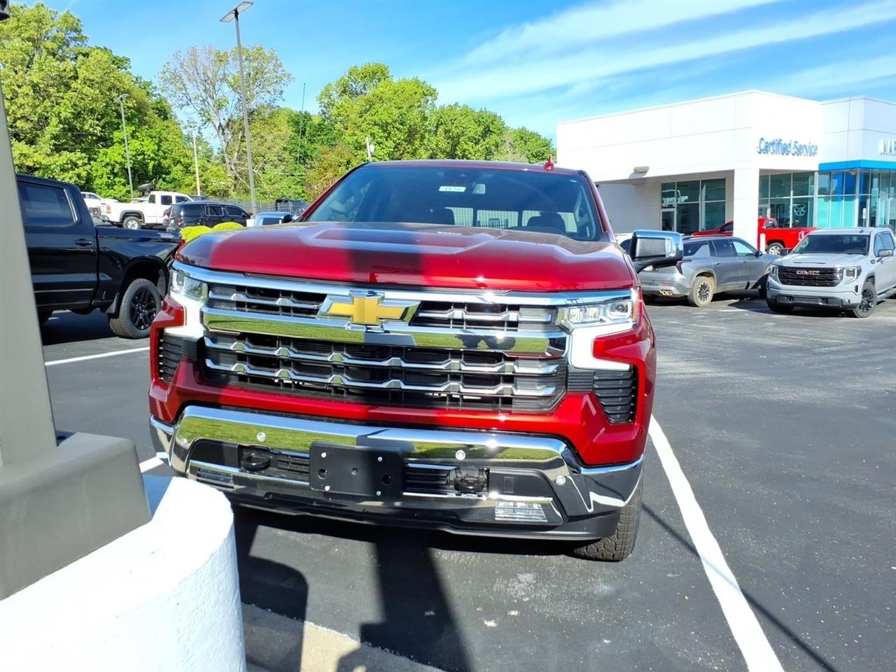 Chevrolet Silverado 1500 4WD Crew Cab 147" LTZ 2026