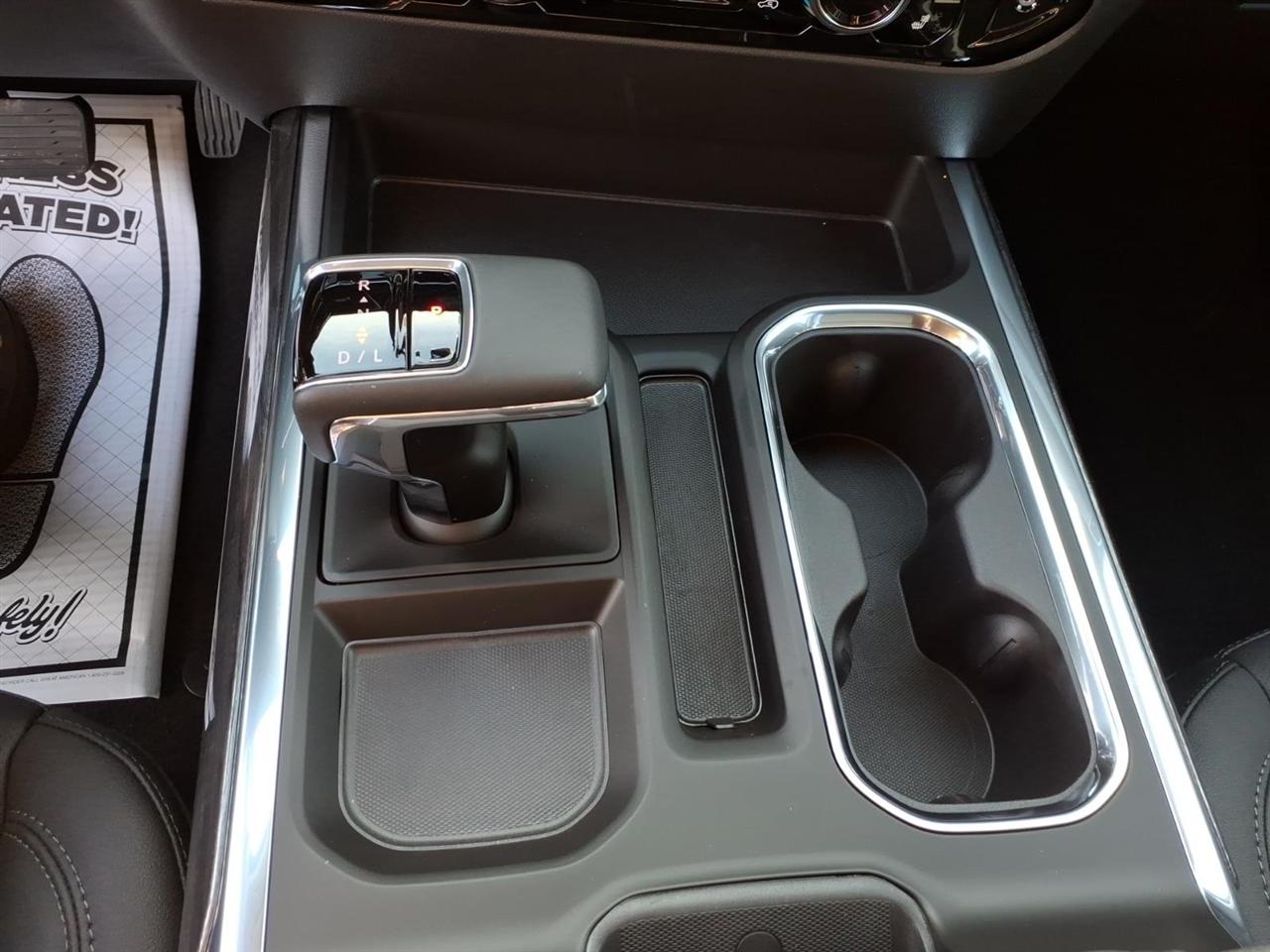 Chevrolet Silverado 1500 4WD Crew Cab 147" LTZ 2026