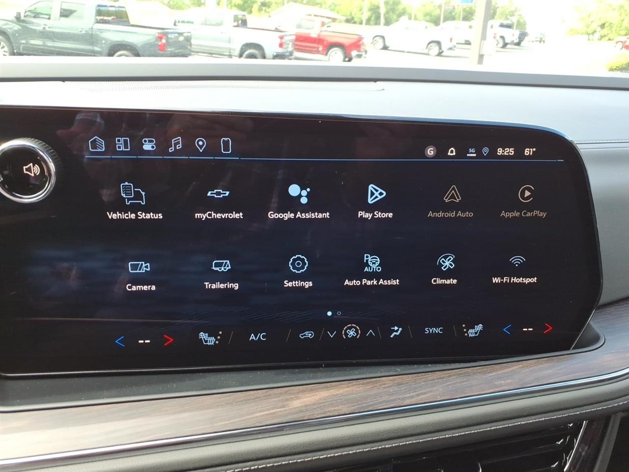 Chevrolet Tahoe 4WD 4dr LT 2026